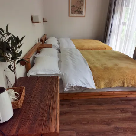 Longshan Village Zhuge Homestay