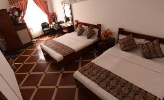 Red Sun Hotel