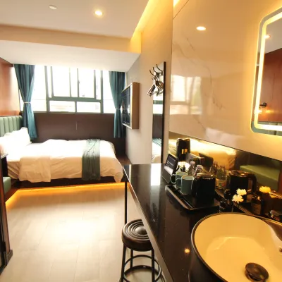 SHANGYUN PLATINE HOTEL Hotels near Huangpu River Cruise(Shiliupu Pier)