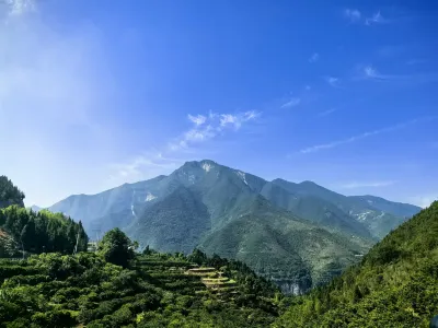Guest Homestay Outside Fengjie Mountain Hotels near Qutang Gorge