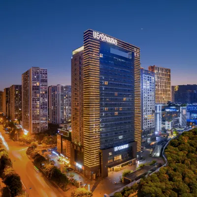 UEASY Hotel (Liuzhou Yaobu Ancient Town The Mixc) Hotels near Liuzhou Industrial Museum
