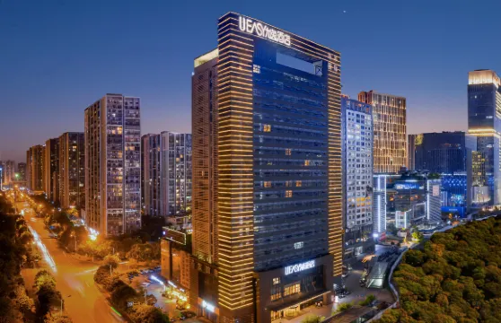 UEASY優逸酒店（柳州窯埠古鎮萬象城店）