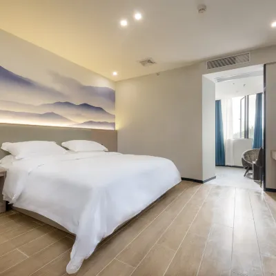 Haikou Fashion Party Hotel Hotels near Xiuying Railway Station