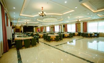 Tongjiang Xinyuan Dongguo Hotel( YUAN DONG Wetland Park Store)