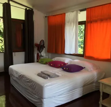 ห้องดีลักซ์ 