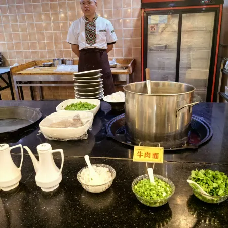 Jiahui Hotel (Yining Railway Station)