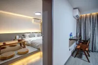 Sunshine Courtyard Sightseeing Home stay (Dali Old City Store