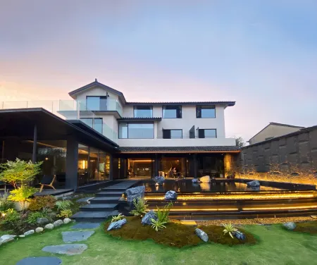 Suzhou Banshan Liyuan Hot Spring Resort Homestay (Taihu Xishan Scenic Area) Отели рядом с достопримечательностью «Zhili Ancient Village»