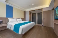 UP Huayi Selected Hotel (Huolinguole Center Road Branch) Hotel di Holingol