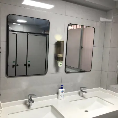 Weihai Yishiguang Hostel (Weigao Plaza)