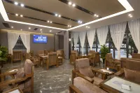Jinzhuyun Hotel (Dujiangyan Scenic Area Nanqiao) - 3 Yıldız