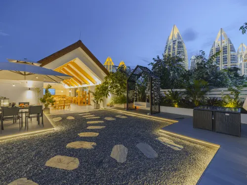 Xishuangbanna Jinghong Bowen Resort Hotel