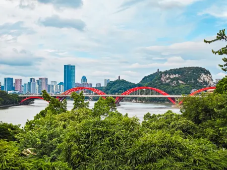 jiangpanguanjingjiudian Отели рядом с достопримечательностью «Liuzhou Zoo»