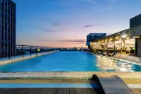 Vientiane Mekong Hotel（Swimming pool in the air） - 5 stjerner