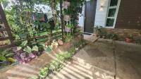 Dels Guest House Homestay Unida Christian Center 주변 호텔