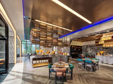 Wanda JIN Changchun International Movie metropolis Отели рядом с достопримечательностью «Yatai New City Hotel - Swimming Pool»