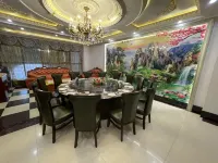 Mingzhu Hotel - parcheggio