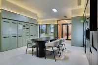 Hi Inn (Xining Railway Station)