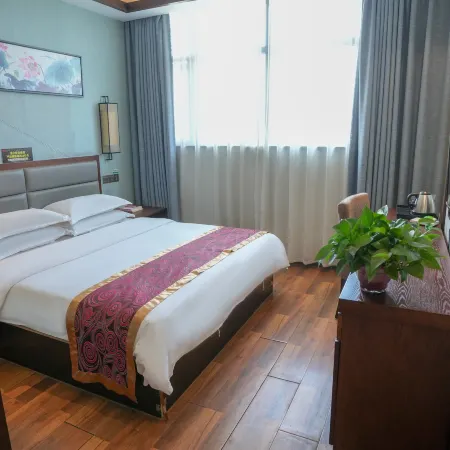 YONG GUOFU HOTEL Отели в г. Чжушань
