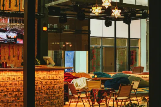 Zhuanshan Base Youth Hostel