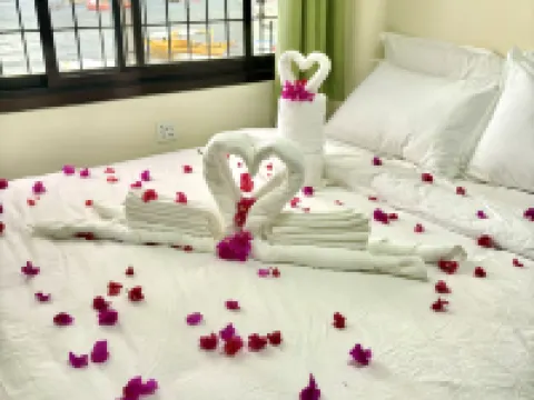 Pink Ocean Diving Resort Sabang Puerto Galera โรงแรมในเปอร์โตกาเลรา