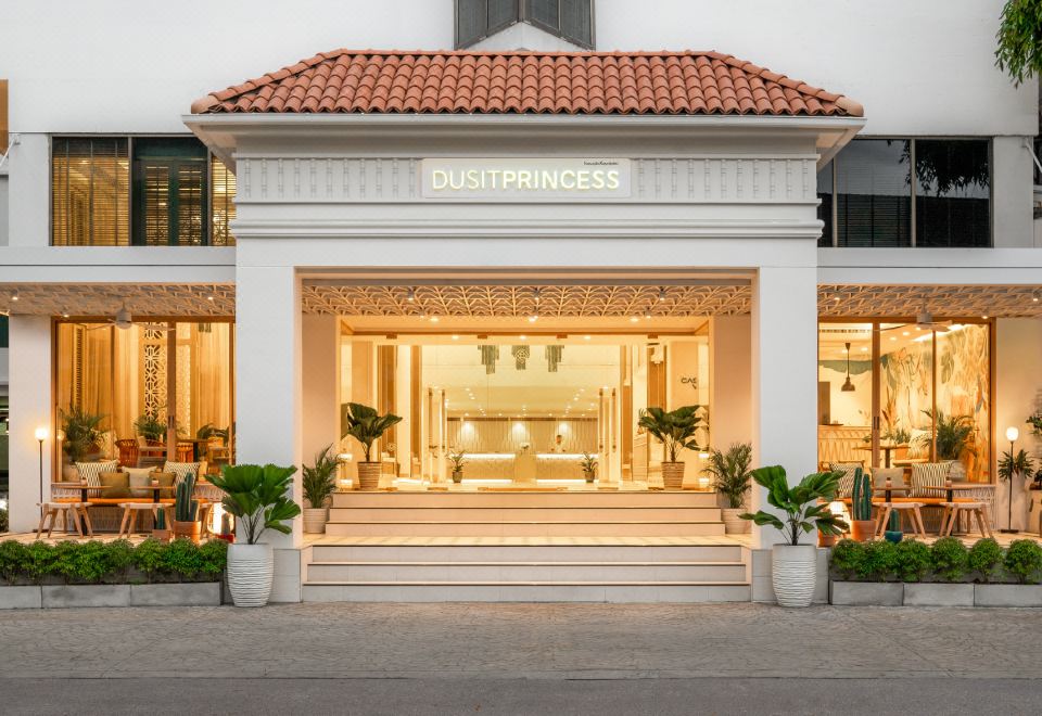 3. Dusit Pr..