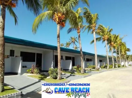 Cave Beach Resort ( Boutique Luxury Resort ) Отели рядом с достопримечательностью «Дингалан Кейв»