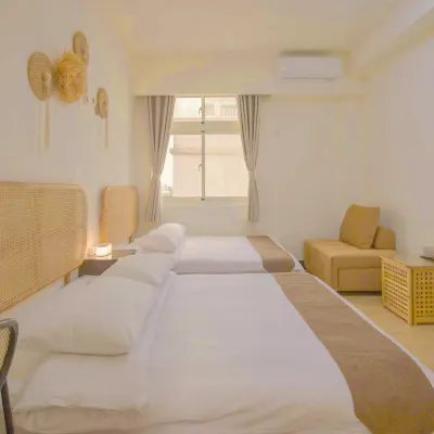 Meet Xiashu Hotels near Shuitou Port