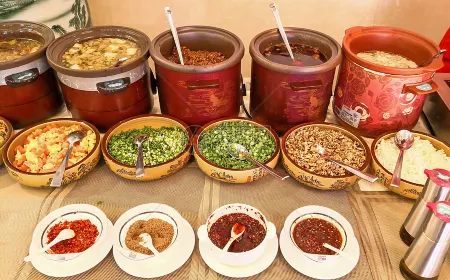 Yibai International Hotel (Jingzhou Honghu Longjie Branch)