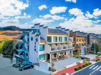 Zi zai ming Hotel Hotels near Lvsongshi Daojian Local Special Products