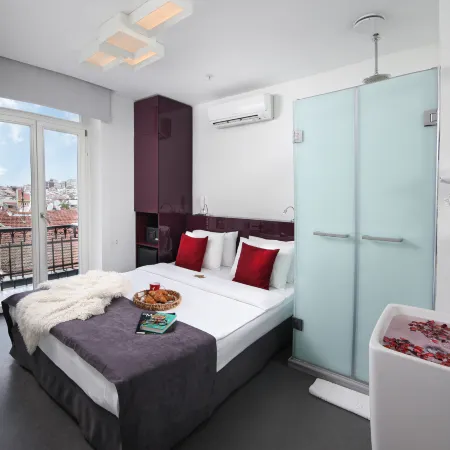 The Central House Istanbul Taksim