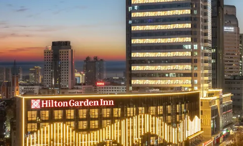 Hilton Garden Inn Xuzhou Pengcheng Square