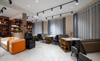 Haosheng Hotel (Jianchuan Ancient City Branch)