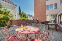 Hôtel Alliance - Proche Paris Hotels in Saint-Maur-des-Fossés