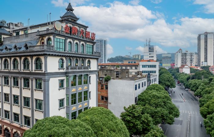 Jinpai Hotel (Baise Xiangyang)
