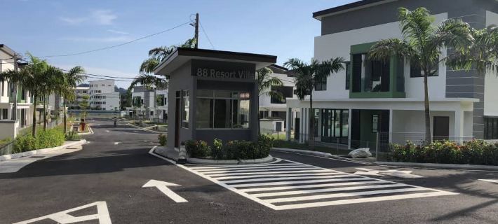 2sty Villa Walking Distance To Beach Pangkor Hotels in Pangkor