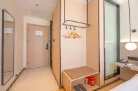 Elong ME Hotel (She County Longshan Dajie) Hotels in She County