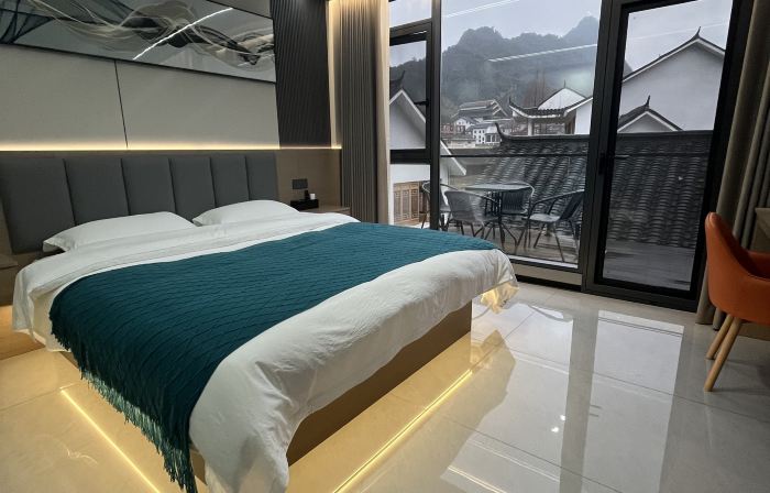 Sanqing Mountain Yueting Mountain Retreat Homestay (East Golden Sand Cable Car Store)