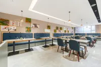 Selected Hotel (Aksu  Jiefang South Road)
