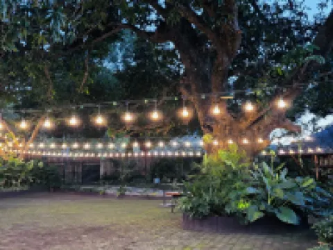 Balai Balatong Ilocos near Laoag Airport Hoteles en Laoag