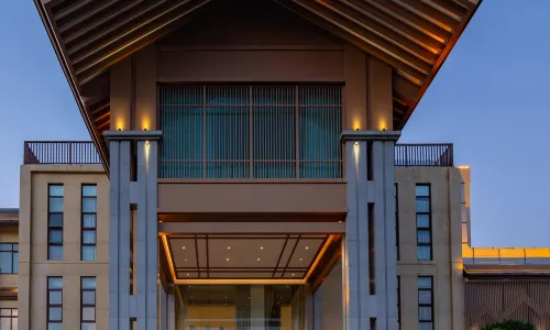 QIXIASHAN SPRING GARDEN HOTEL