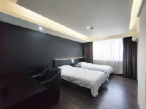 卡莎電競酒店（安慶人民路步行街店）