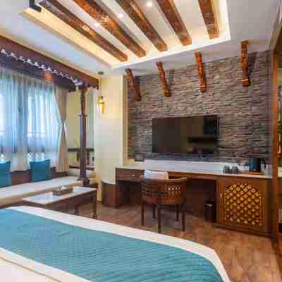 Aarya Hotel & Spa Rooms
