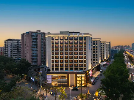 JI Hotel (Guangzhou Baiyunshan Yuanjing Road) Отели рядом с достопримечательностью «Guangdong University of Foreign Studies»