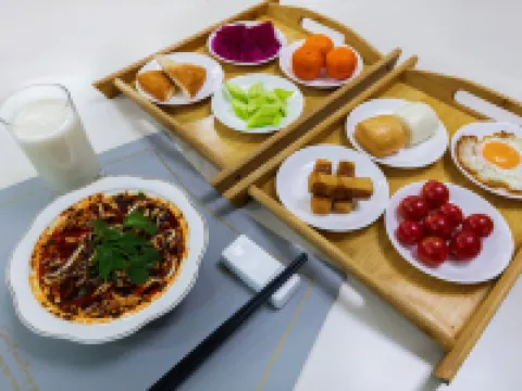 麗呈君頓酒店（甘孜丹巴店） 丹巴酒店