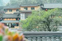 Dehang Shuangyue Villa Homestay - พร้อมระเบียง