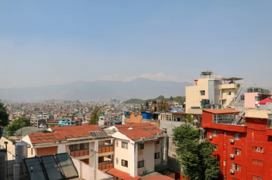 HOTEL 11 THAMEL Рядом с отелем Photos