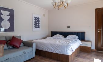 Settle Inn Sodic Eastown Studio