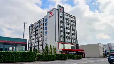 Red Planet Davao Hotels near Calvary Christian Centre