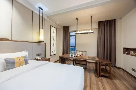 Lugui International Hotel